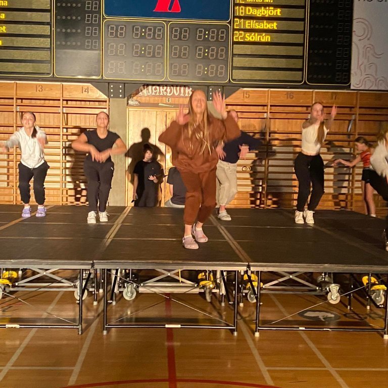 334420570_747329910184195_5577365483547962192_n