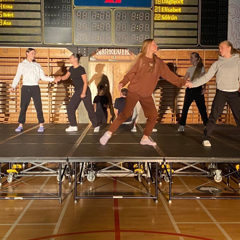 337431778_567782601988311_7088448989689530106_n