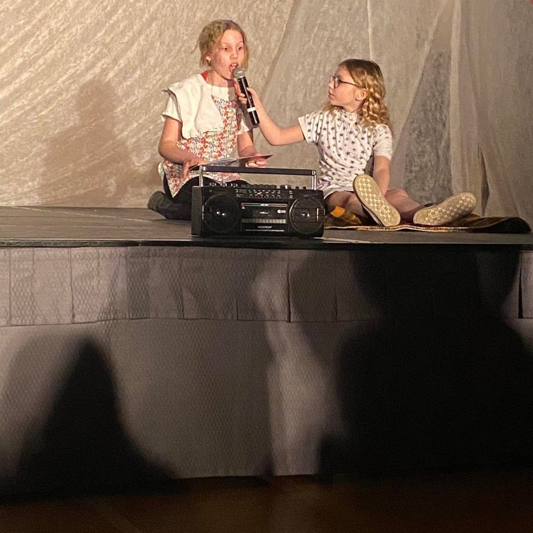 333972252_925675522079961_5034834767093228197_n