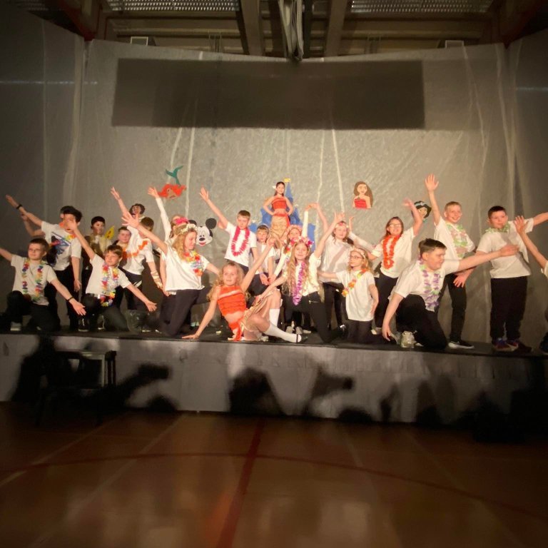 334056092_739101877658062_6897433432293328764_n