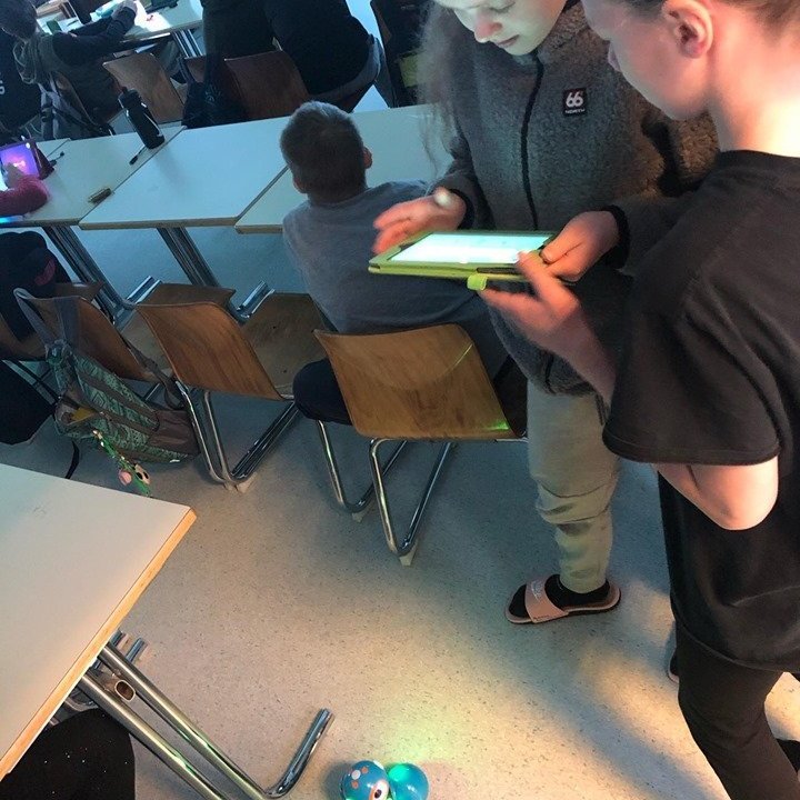 84803869_664388494301096_1734186130586206208_n