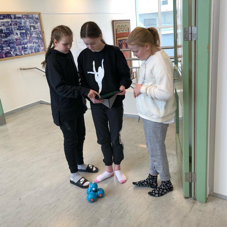 86235985_182929039691704_3136959270214434816_n