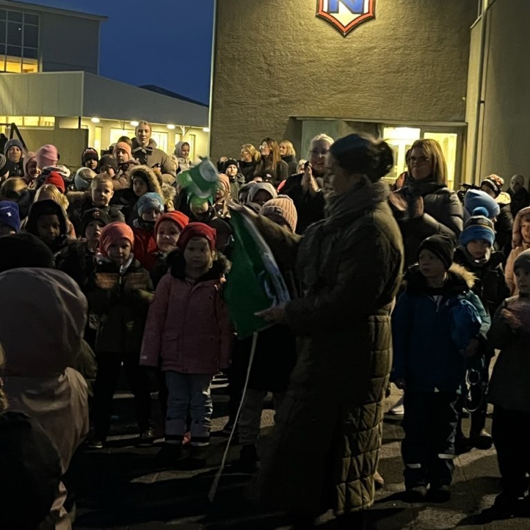 7966ce18-b63b-41bc-af05-e819d92d7e5f