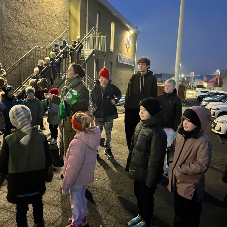 898a9d2c-eaea-40ae-aa1a-8366388af95a