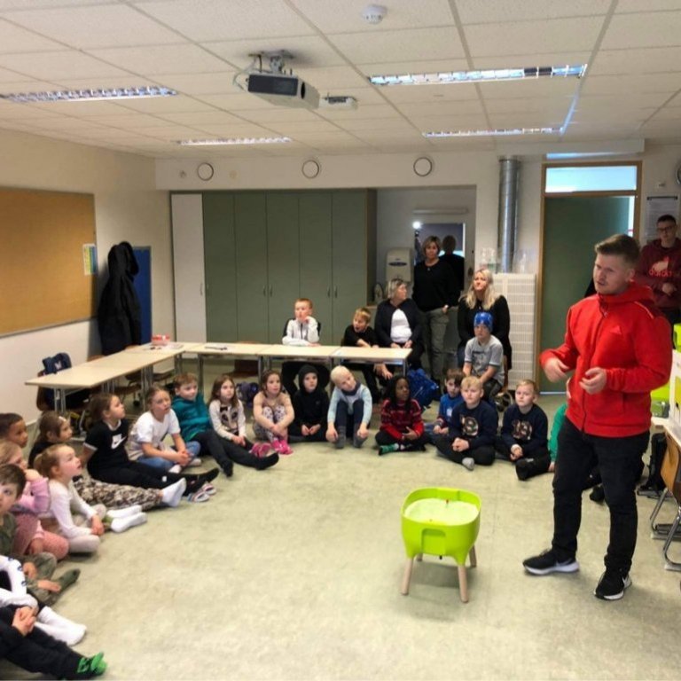 12847972-5315-49e2-a55c-cc837abdc52c