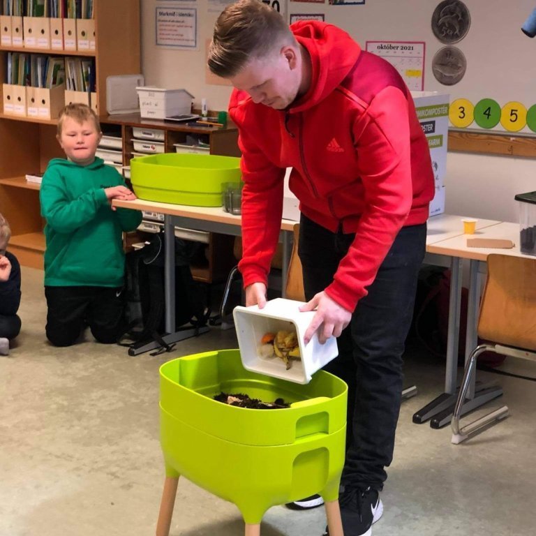 c20e4144-77d6-4923-be74-1ee43c1d033a