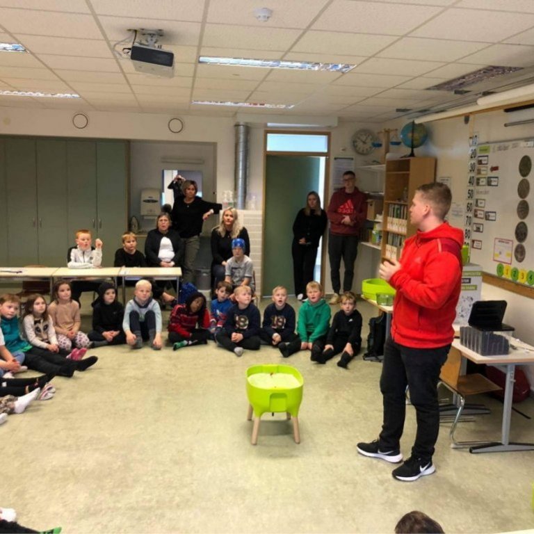 ccf52245-f2df-45fc-a320-f11d66a187d1