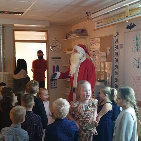 131934599_210657620772747_949776336562424375_n