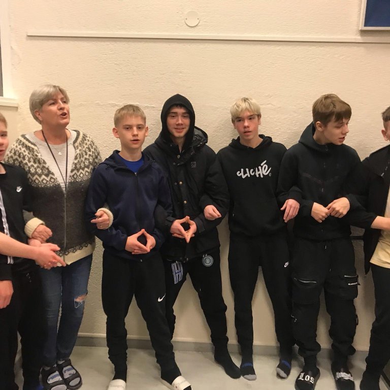 326387047_1221548155448524_5219172189973360845_n