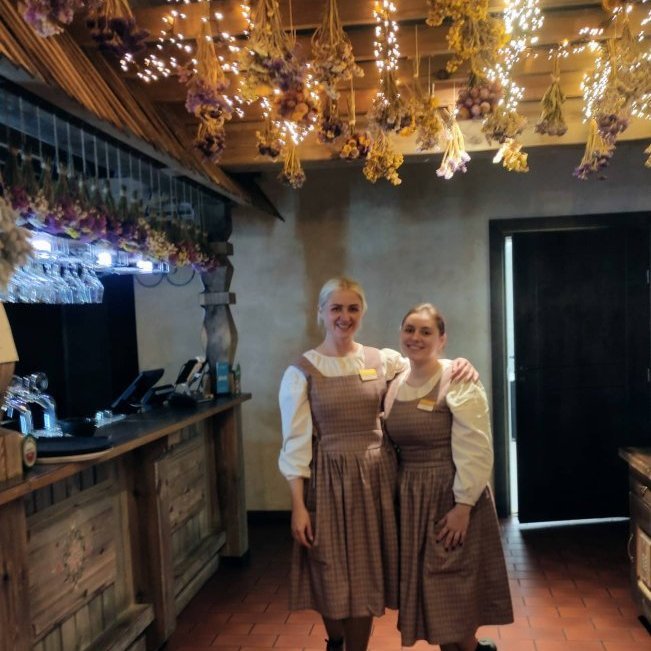 313828576_440091611606178_3650059991463757504_n