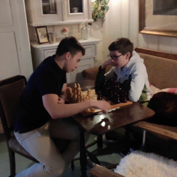 380535442_201500426326467_4927941119569562457_n