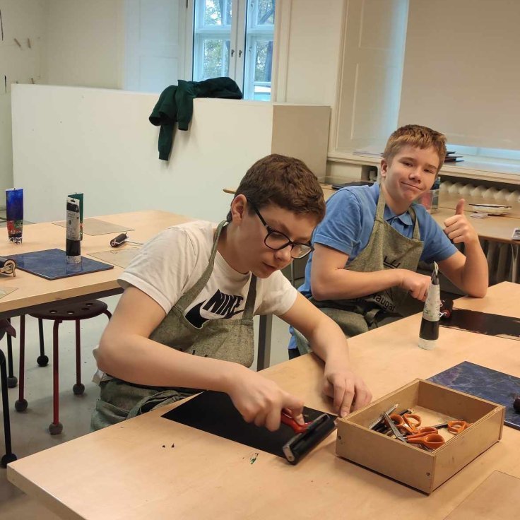 380614896_1594911627582386_3426400366265531211_n