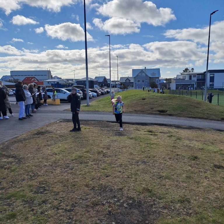 458198489_1283556279477592_2130039746163849647_n