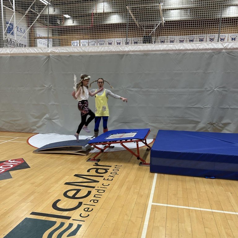 423036279_920181109827908_2815619909928747226_n