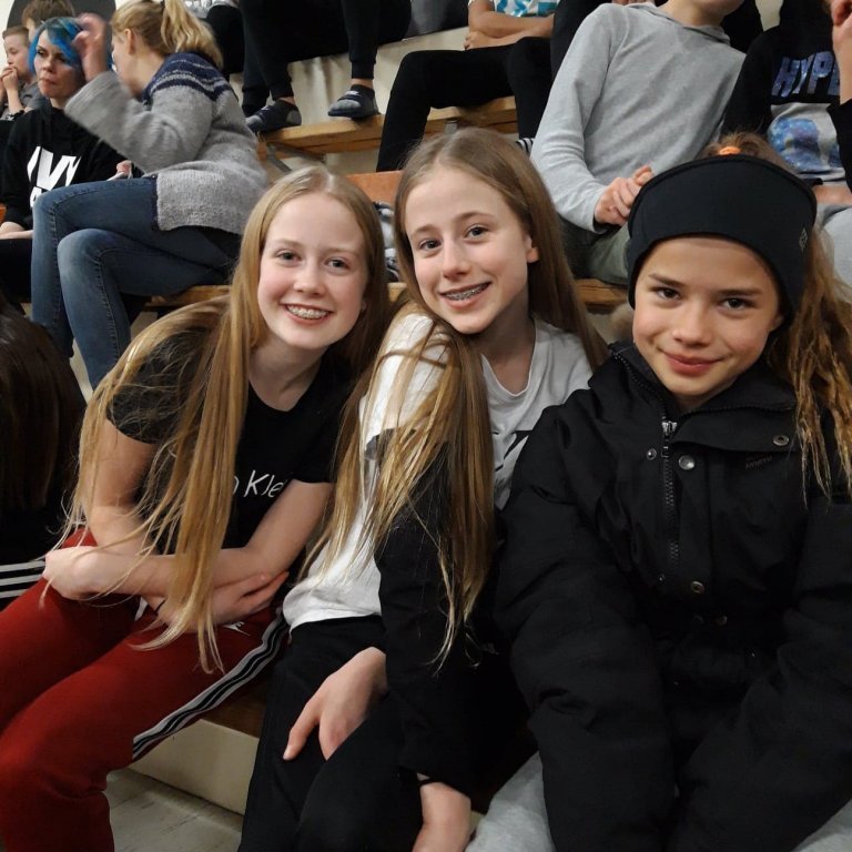 47352073_1983669491701239_1106686314809393152_n