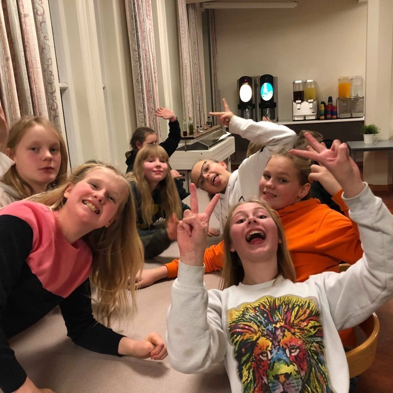 47390897_671580409902602_2503426434136014848_n