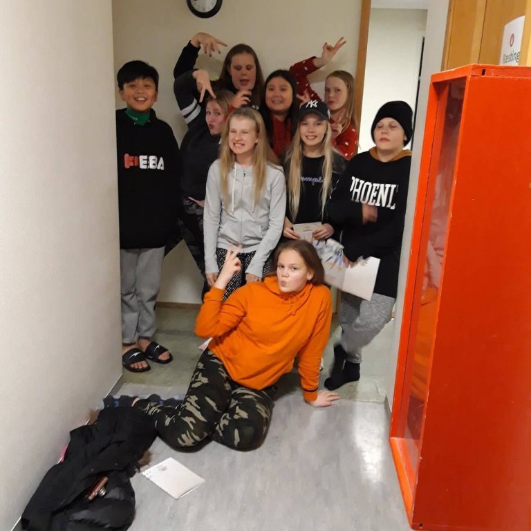 47391650_276762369854510_2440843254485221376_n