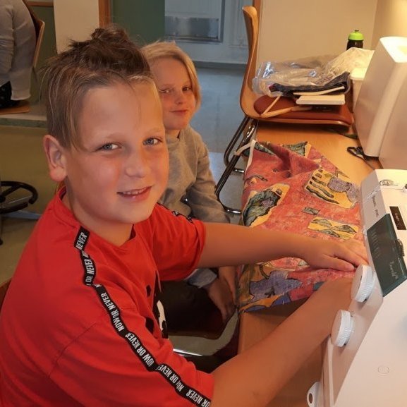 69618583_128479618437513_2185487103477940224_o