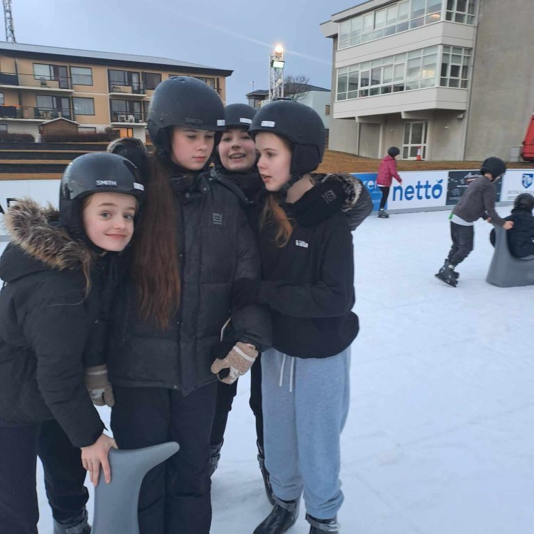 406442204_885901429492404_4556143064097665023_n