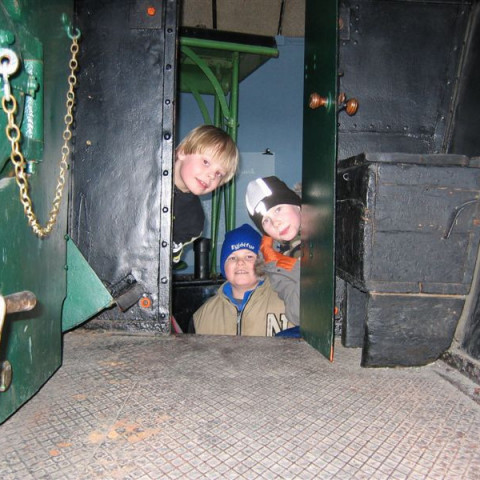 myndir-teknar-i-april-2005-045