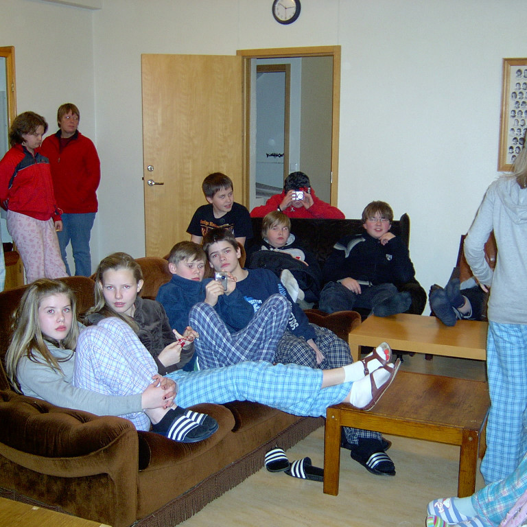 7bekkur-skolabudir-ad-reykjum-vor-2007-037