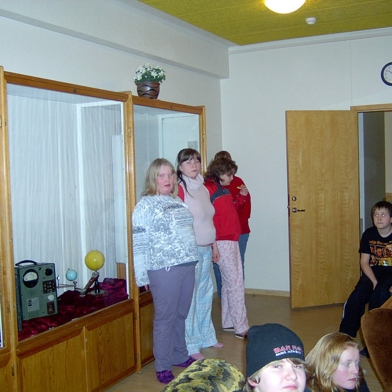 7bekkur-skolabudir-ad-reykjum-vor-2007-038