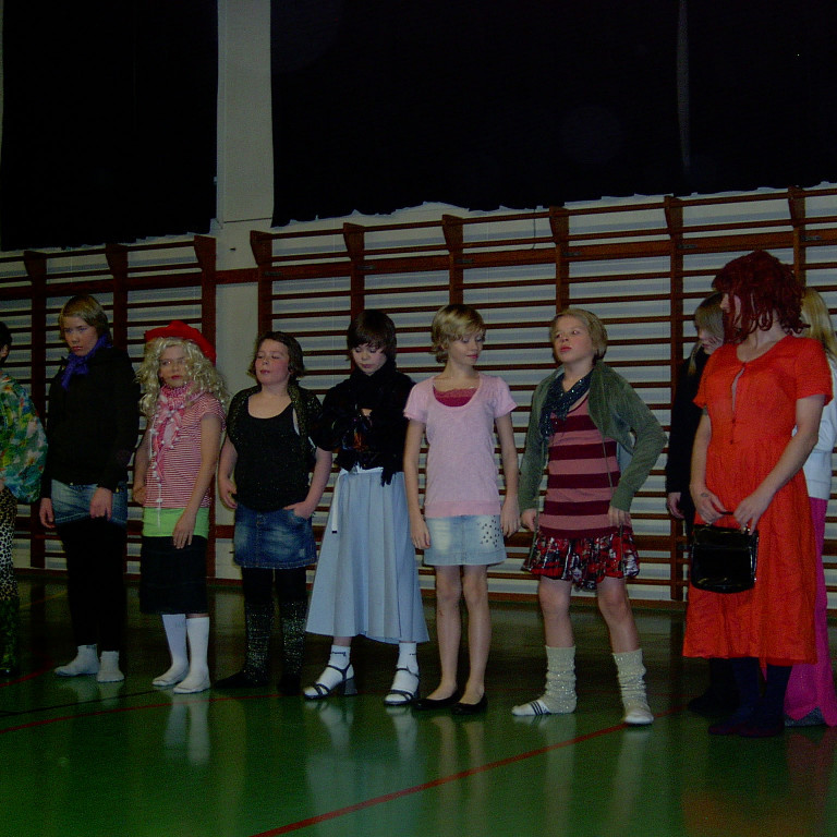 7bekkur-skolabudir-ad-reykjum-vor-2007-114