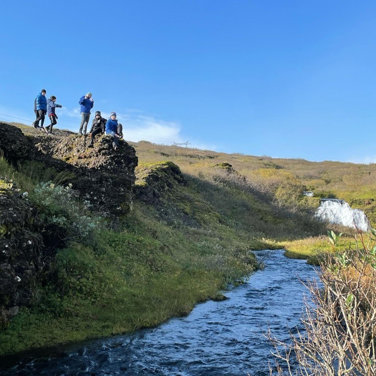 242109589_557616598630758_6007021684791528972_n