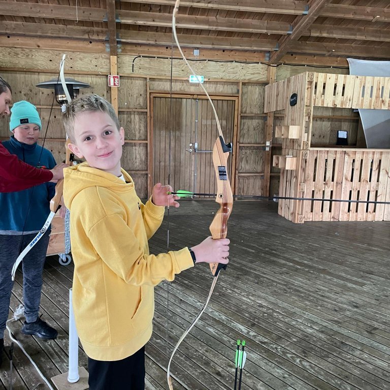 242396922_877974376489395_3329841599396612171_n