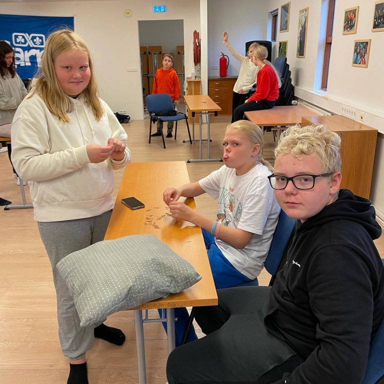 242456410_1688477844876649_2290276752894153574_n