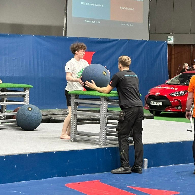 345418425_648658750607494_4579827433507980389_n