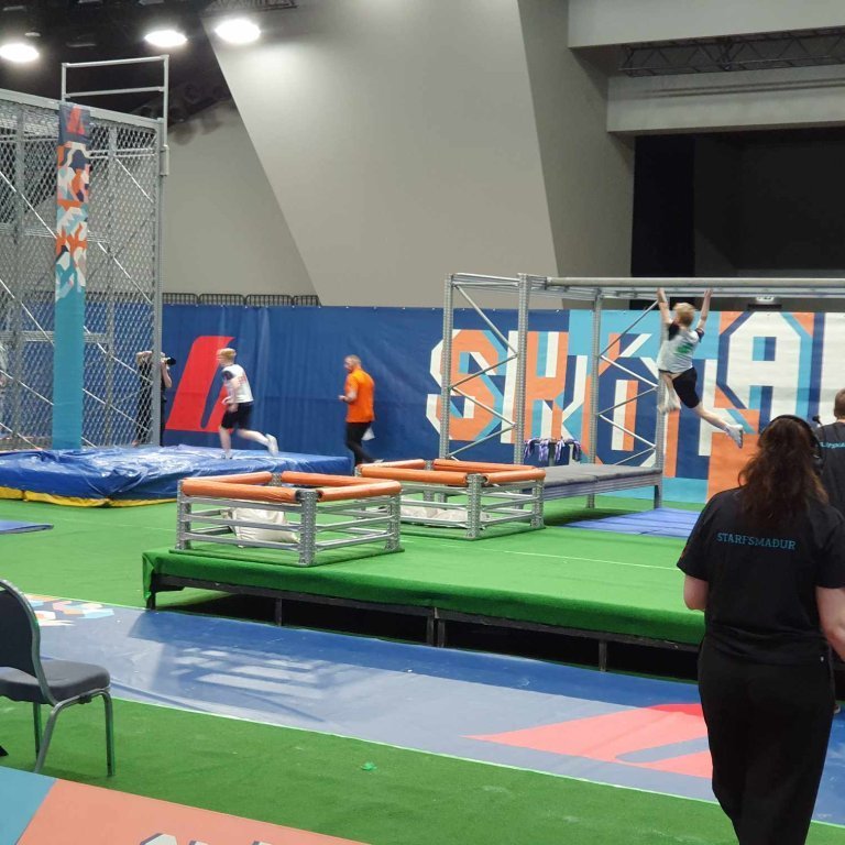 435443057_957271625773737_5992228379596496489_n