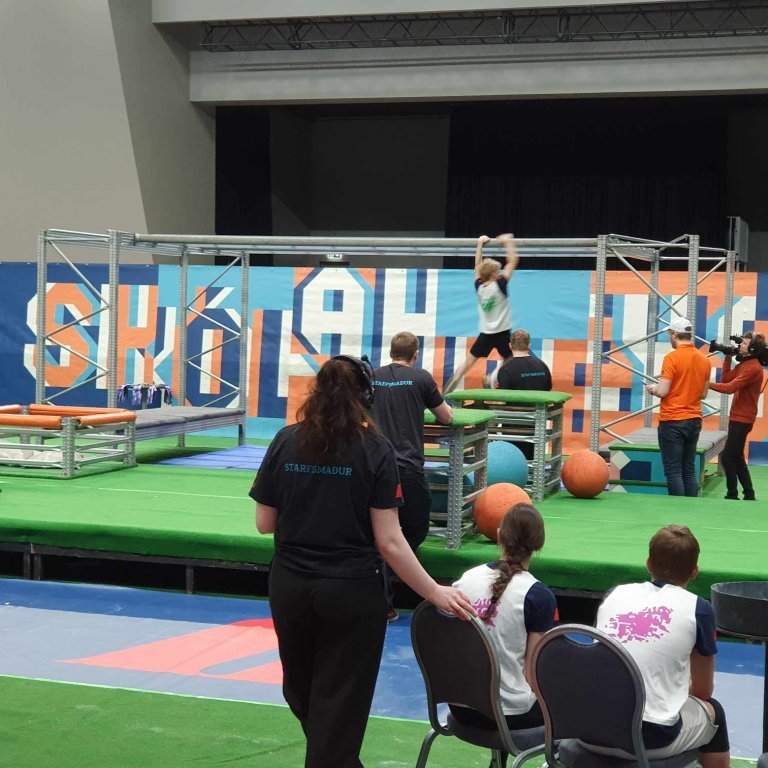 435946408_405171895644974_3803848788546366443_n