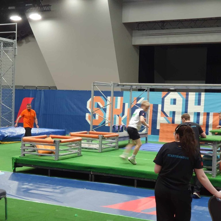 436574112_1085186416112913_360426367638355768_n