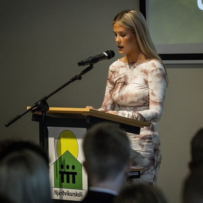 8m2a1079-denoiseai-severe-noise-copy