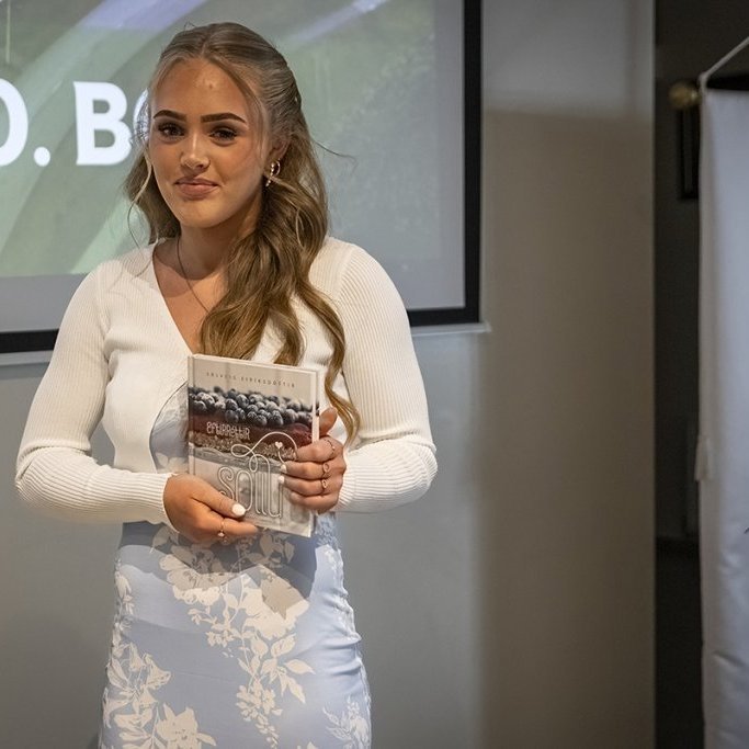 hl7a9555-denoiseai-severe-noise-copy