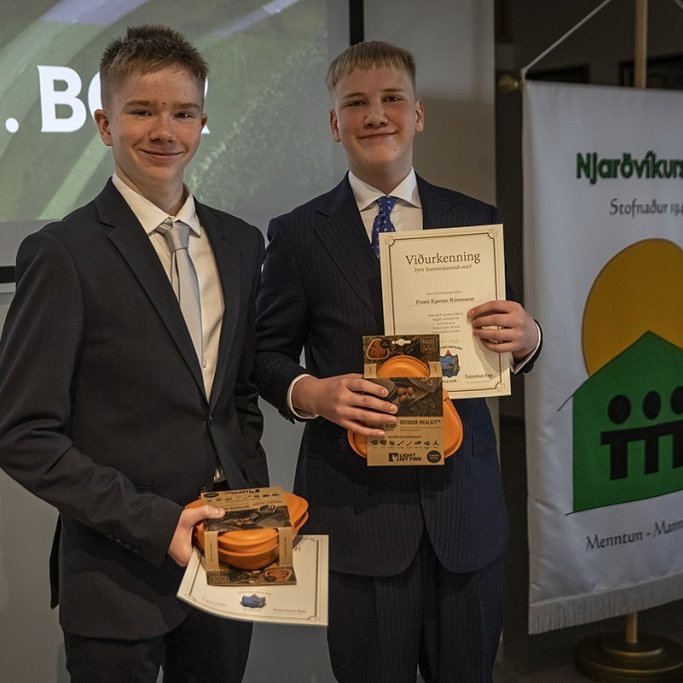 hl7a9620-denoiseai-severe-noise-copy