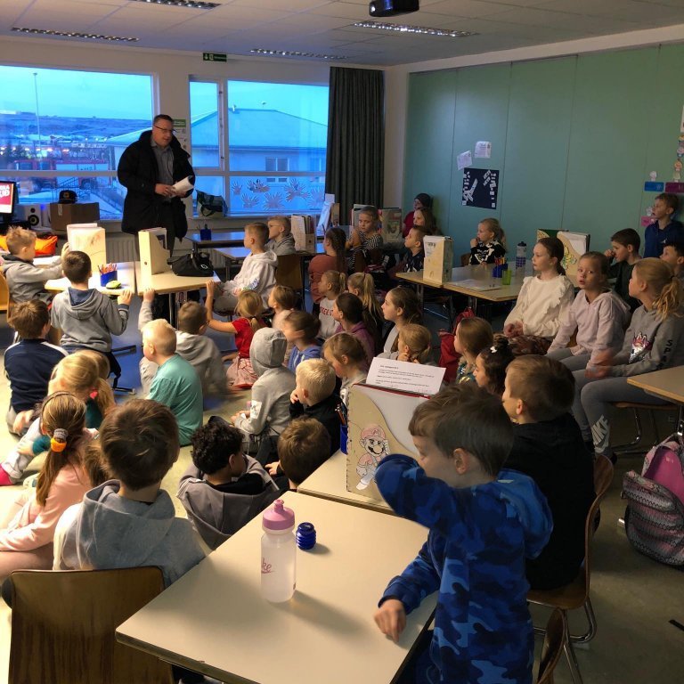 76954920_556942598197222_3218359358719000576_n