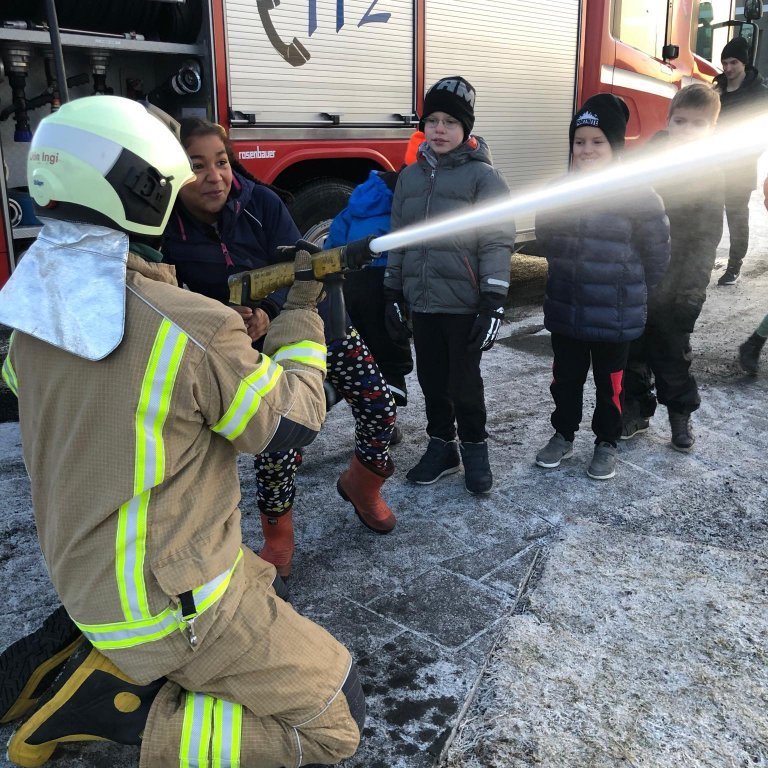 77037820_2501359710143257_2184976874248077312_n