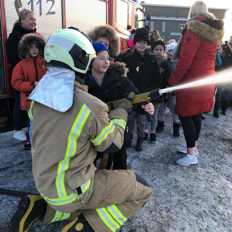 77217131_1638003123008382_5900367840078200832_n