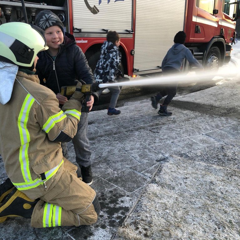 77388389_678804255859876_7539914091419140096_n