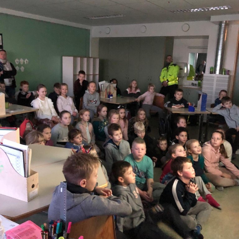 78213171_804945639940576_8928958797582434304_n