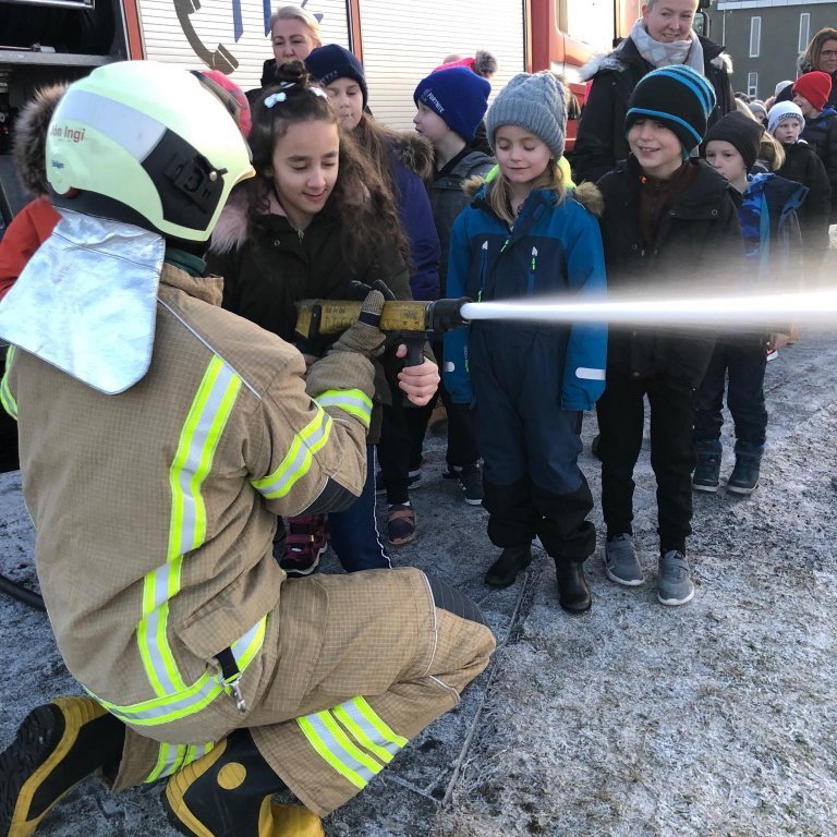 78227895_558735591609506_4589774181909921792_n