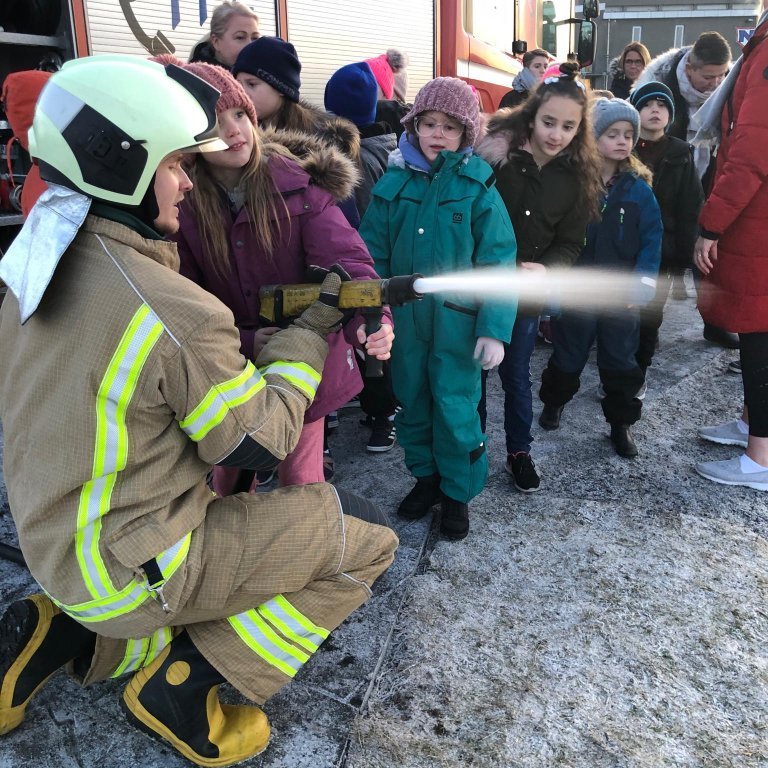 78357044_751223962061300_5711072825863831552_n