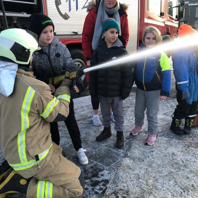 78380822_1041768456165969_4533558050757279744_n