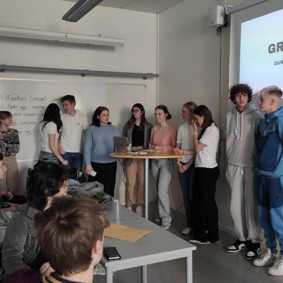 343956297_586722453423678_5287711847465218624_n