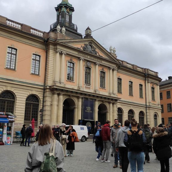 344299241_949928373018705_1654182212919755431_n