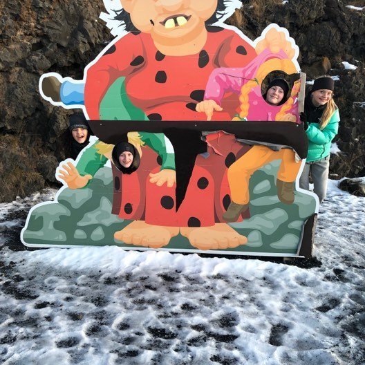 79664777_438509750141889_7232295000237670400_n