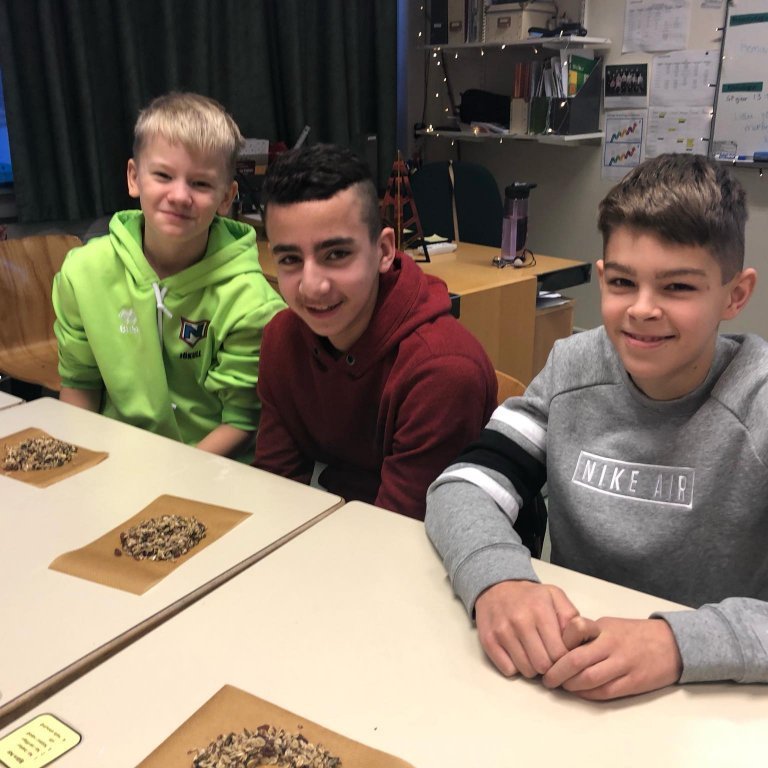 81228294_829205450883677_5385851116162383872_n