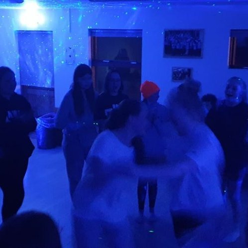 161820332_1329943427372347_8175487160892553443_n